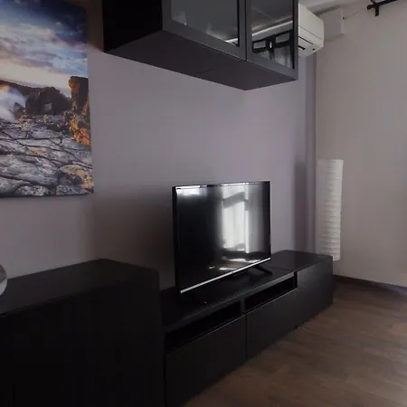 Apartment A&n